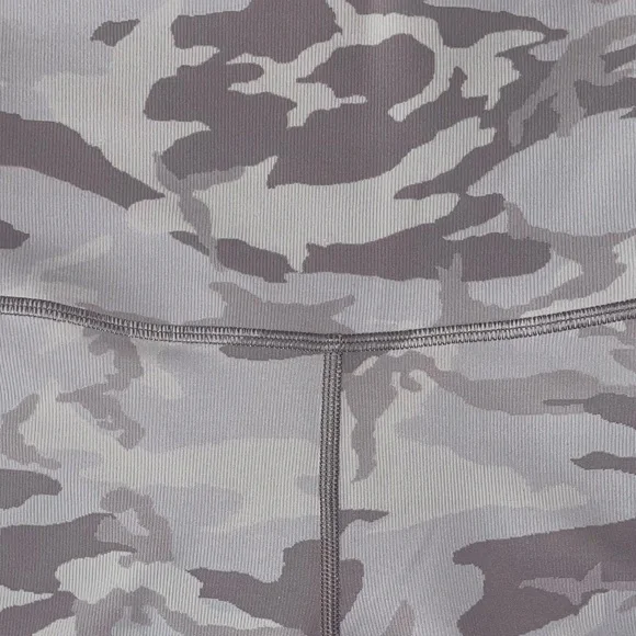 lululemon athletica Camouflage Leggings - Purple and White - Picture 5 of 6